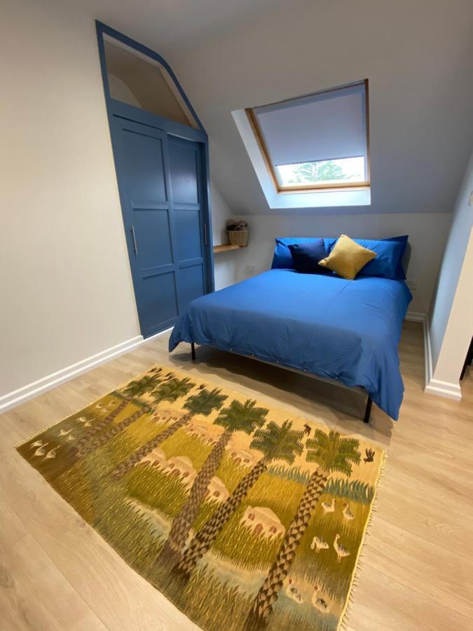 Lovely Spacious Loft Close To Train Station 沃辛 外观 照片